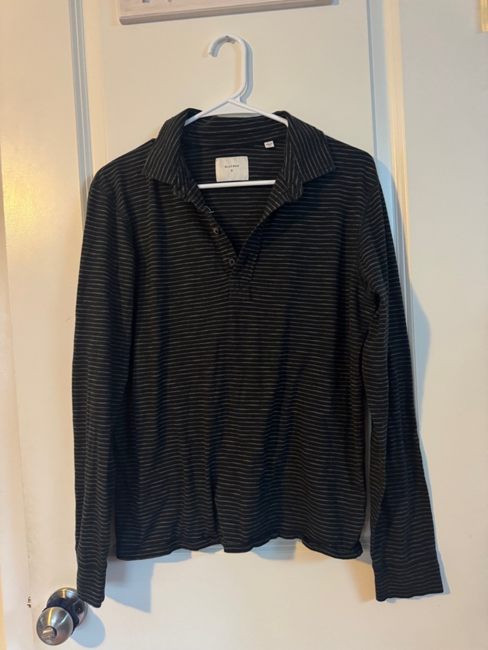 Billy Reid Men's Small grey/black Slub Stripe Polo button collar long sleeve